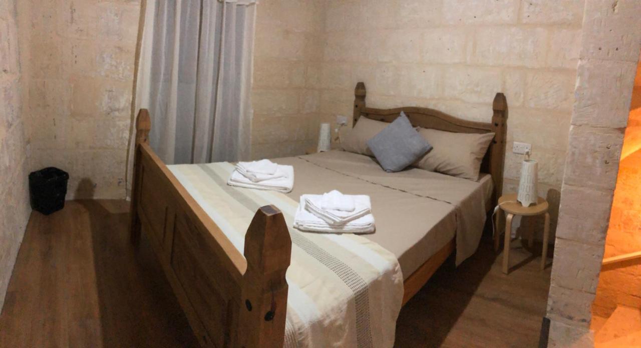 Floriana Cosy Townhouse公寓 外观 照片