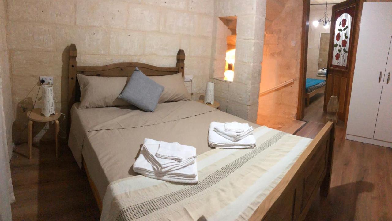 Floriana Cosy Townhouse公寓 外观 照片