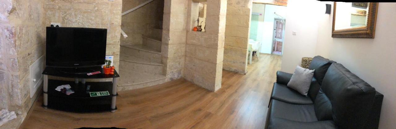 Floriana Cosy Townhouse公寓 外观 照片