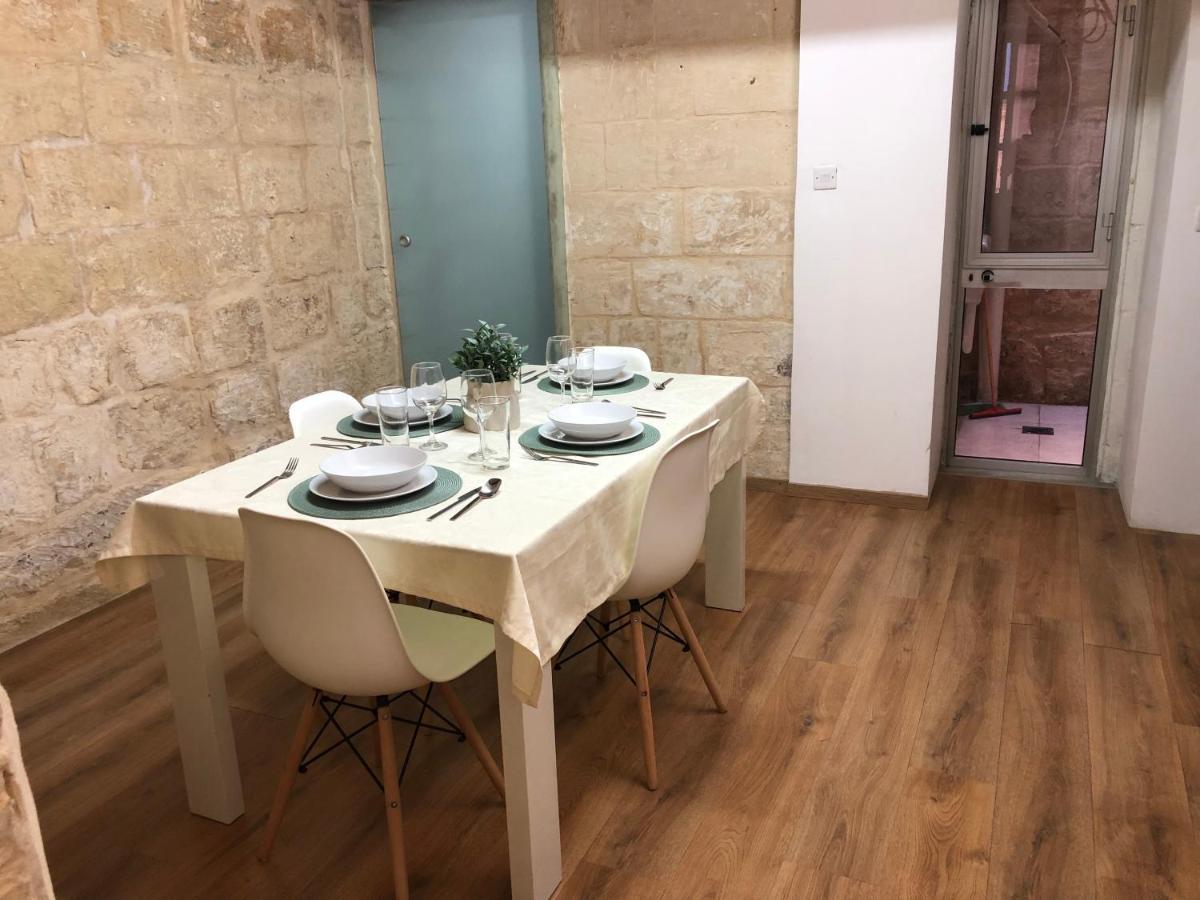 Floriana Cosy Townhouse公寓 外观 照片