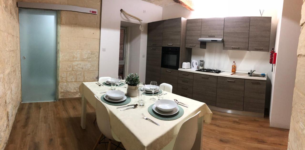 Floriana Cosy Townhouse公寓 外观 照片
