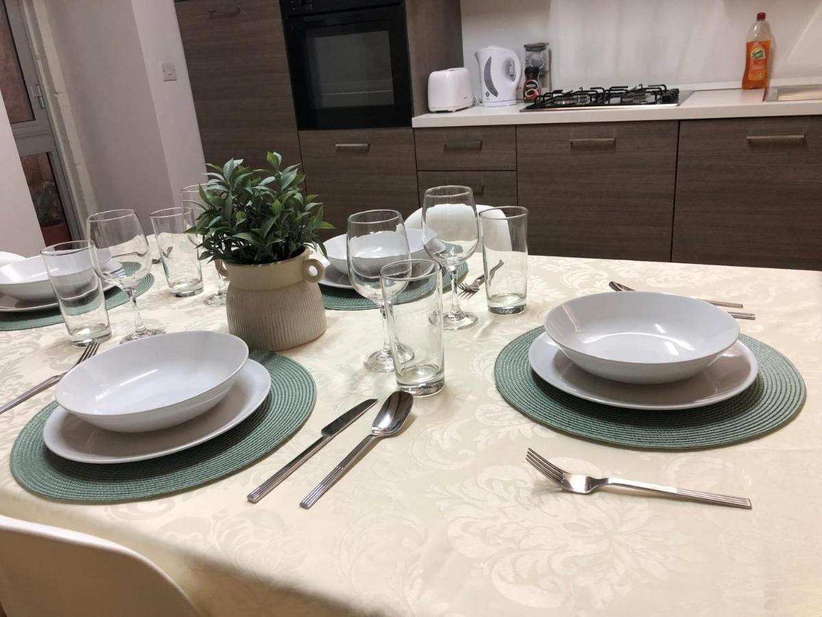 Floriana Cosy Townhouse公寓 外观 照片